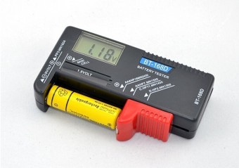 Tester pentru baterii digital BT-168D